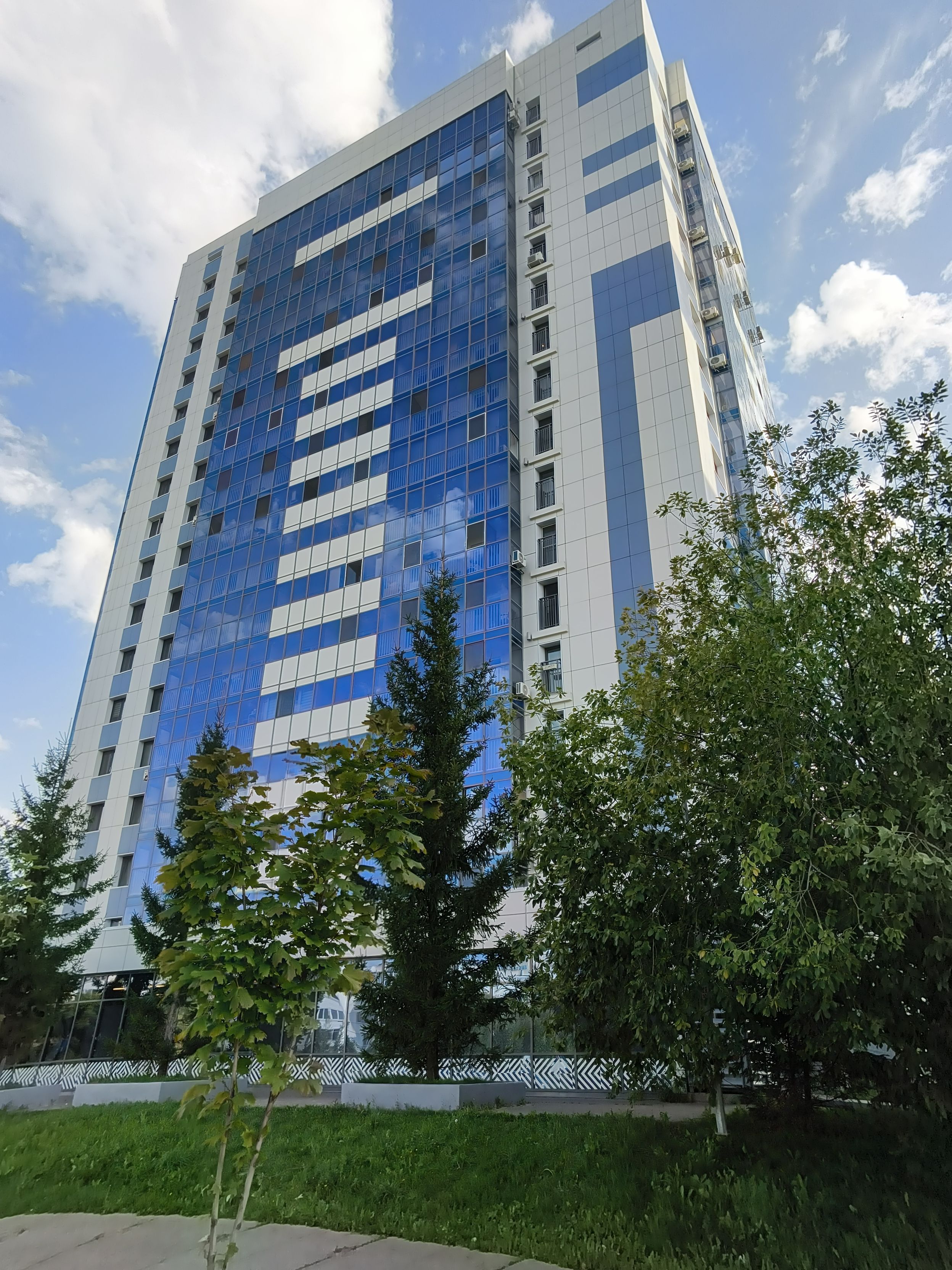 Жилой многоквартирный дом, ул. Дружбы Народов, 29.