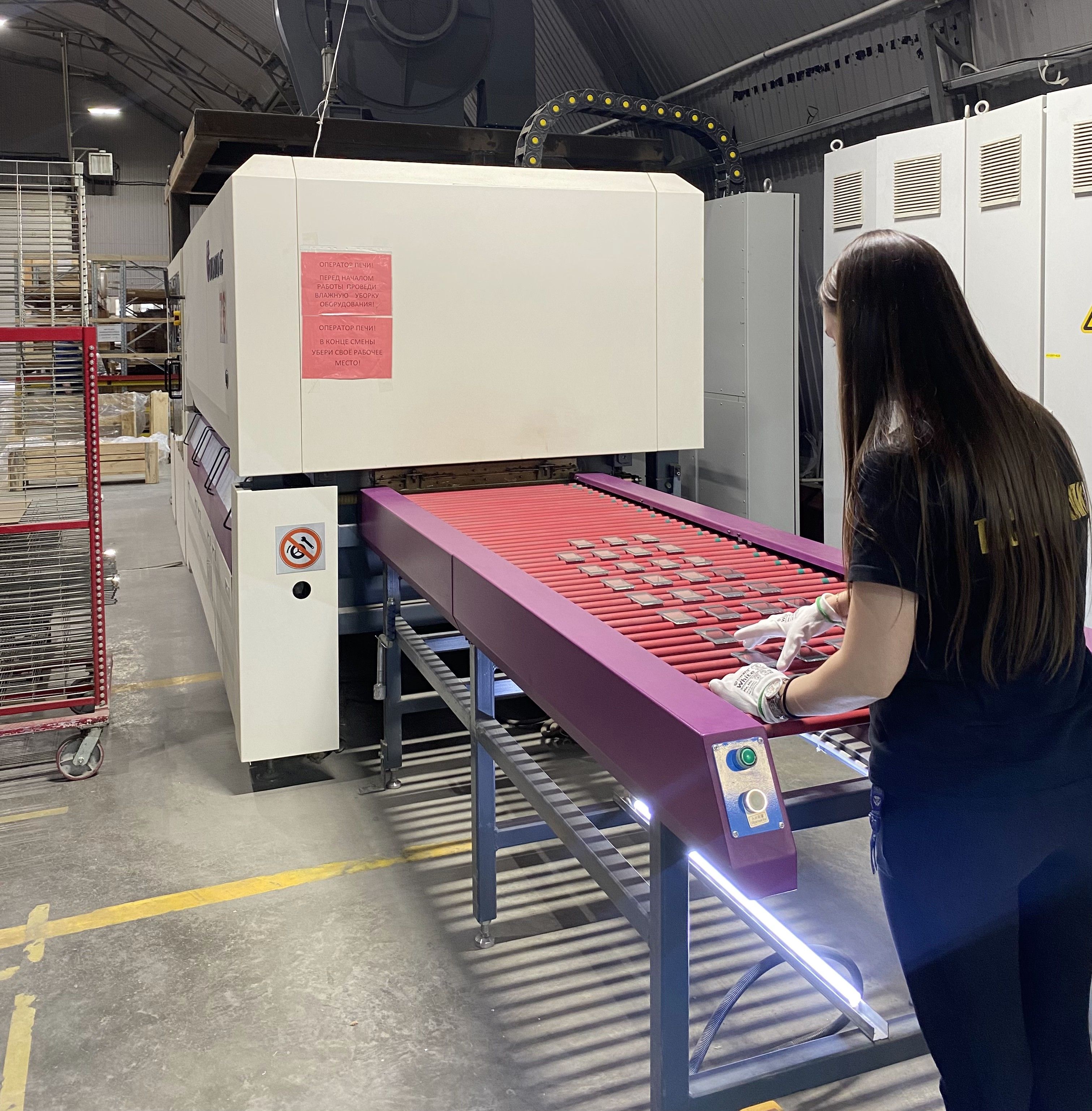 Закалённое термическим способом стекло сверхмалых размеров